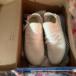 adidas deerupt